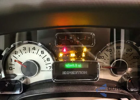 2013 Ford Expedition Limited z USA, uszkodzony, nr VIN 1FMJU2A51DEF01935